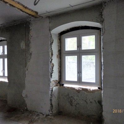 2018-09 a_Rundbogenfenster im Altbau