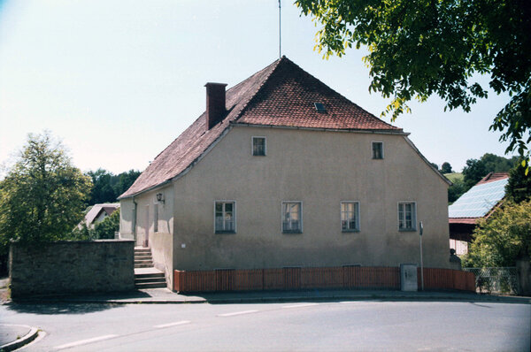 Das Pfarrhaus im Jahr 2012.                                                              Bild: Robert Hauser