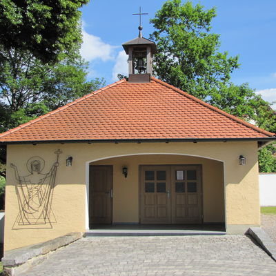Friedhof Pertolzhofen - Leichenhaus