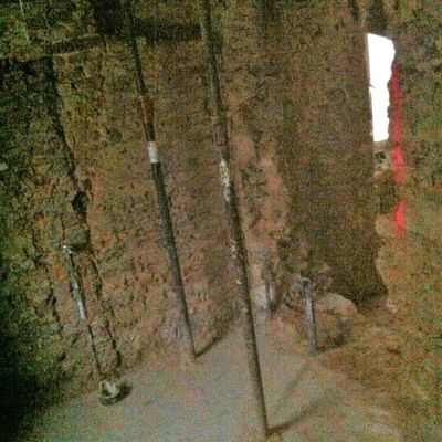 2017-12 Keller Innenputz abeschlagen