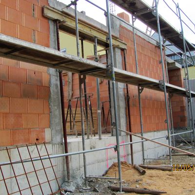 2018-05 Alle Mauern stehen