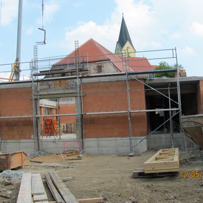 2018-05 Alle Mauern stehen