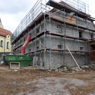 2018-06 a Spritzwurf auf den alten Mauern