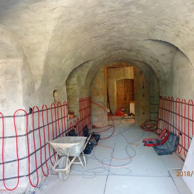 2018-07 Wandheizung im Keller