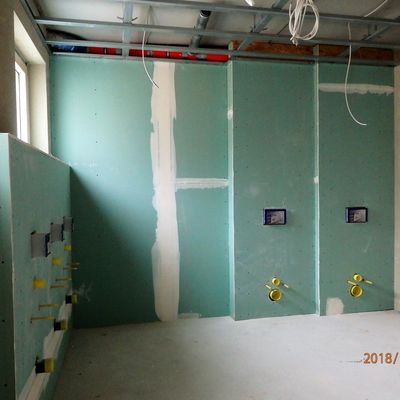 2018-10 z35_innen alles verputzt u. Estrich eingebaut