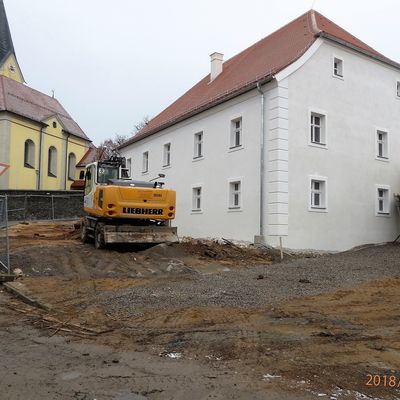 2018-12 _28 Hof ebnen und aufschottern